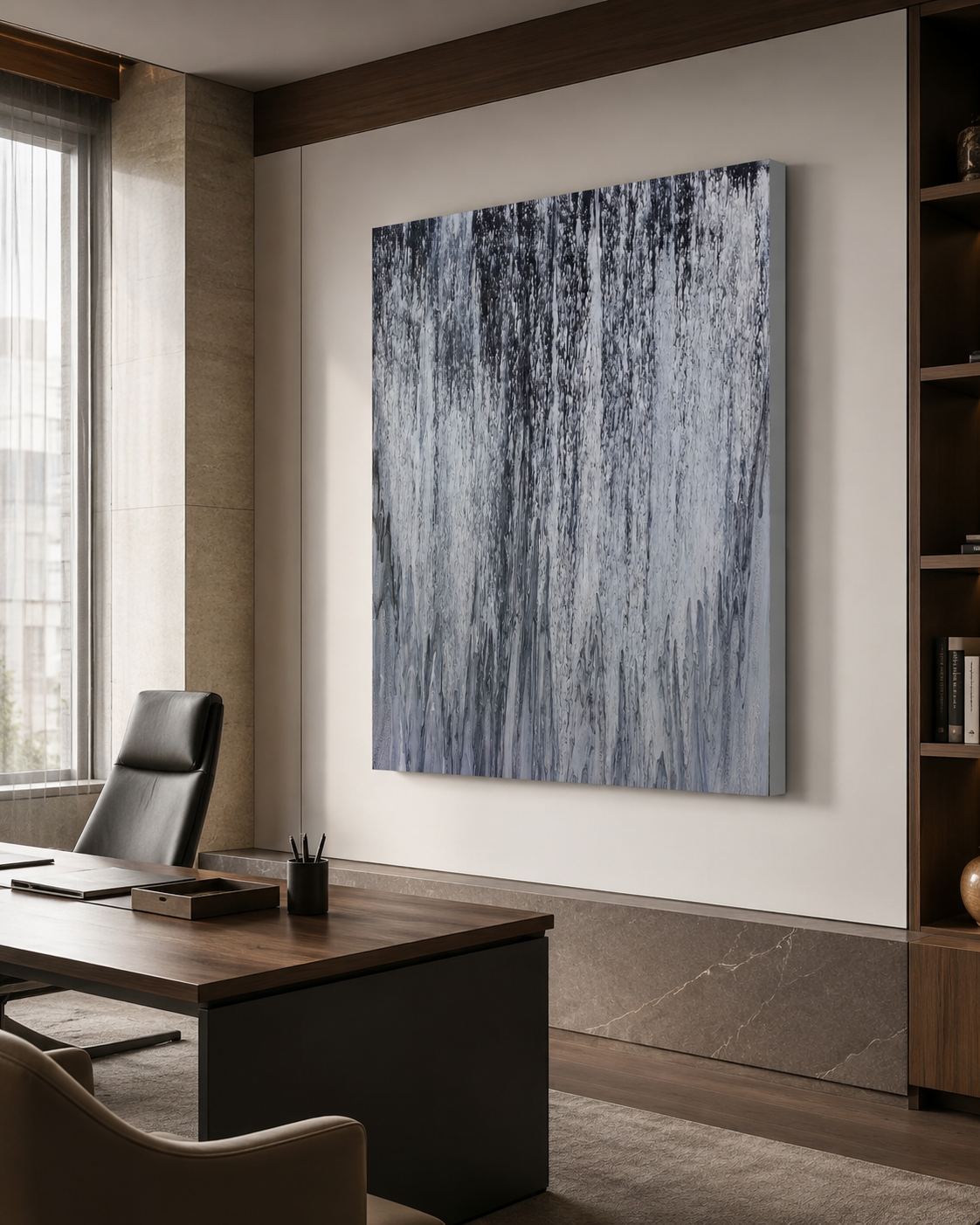 REF. 108, obra de trazo vertical en blanco y negro en un despacho